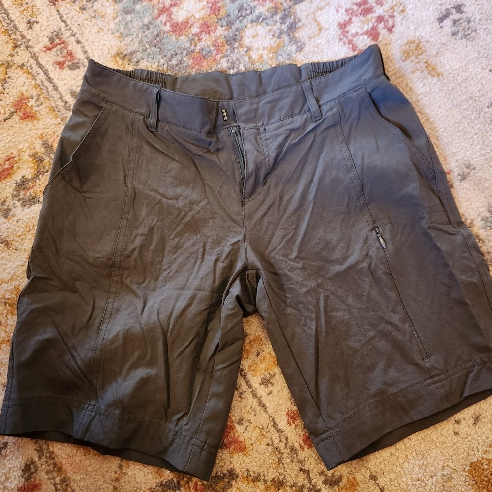 32 degrees | women's black shorts | size XS